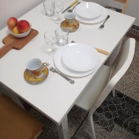 Mini Studio - One Traveller Appartamento Belgrado Esterno foto